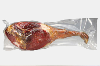 Meat vacuum packaging (1-1)